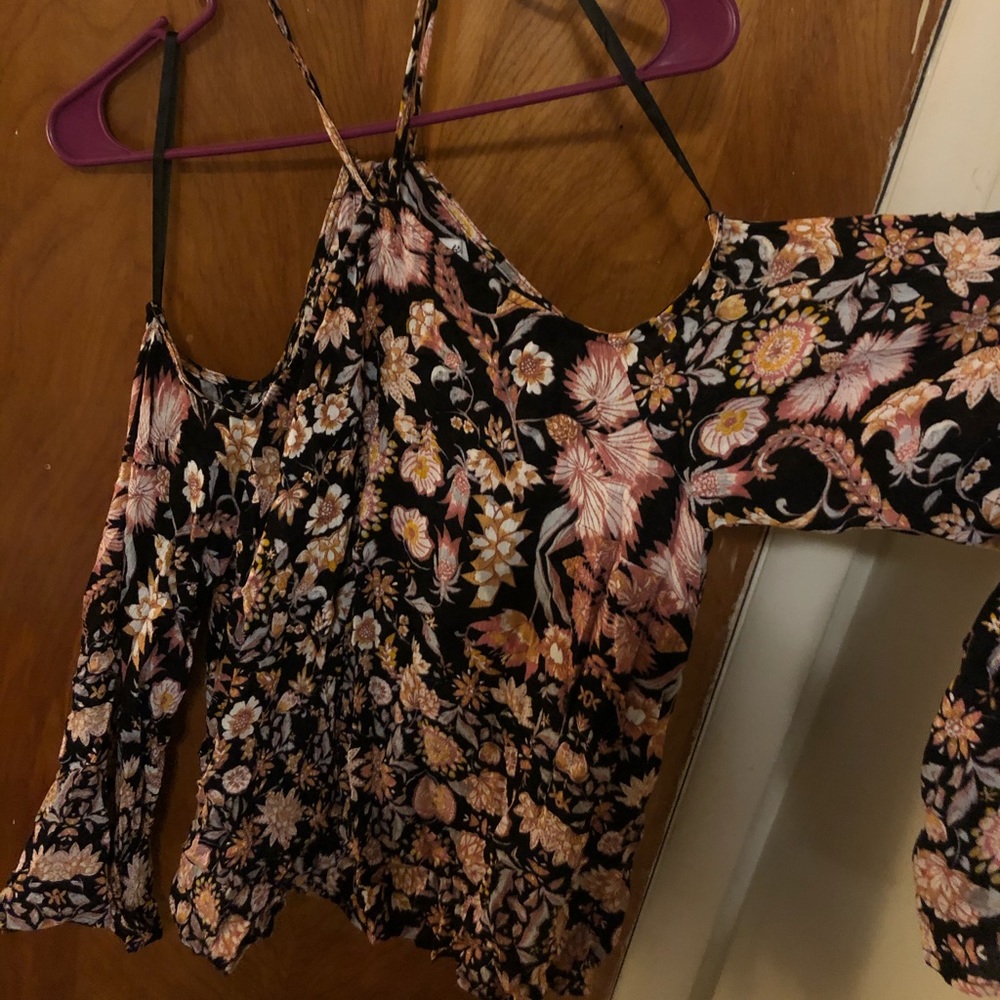 Floral long sleeve